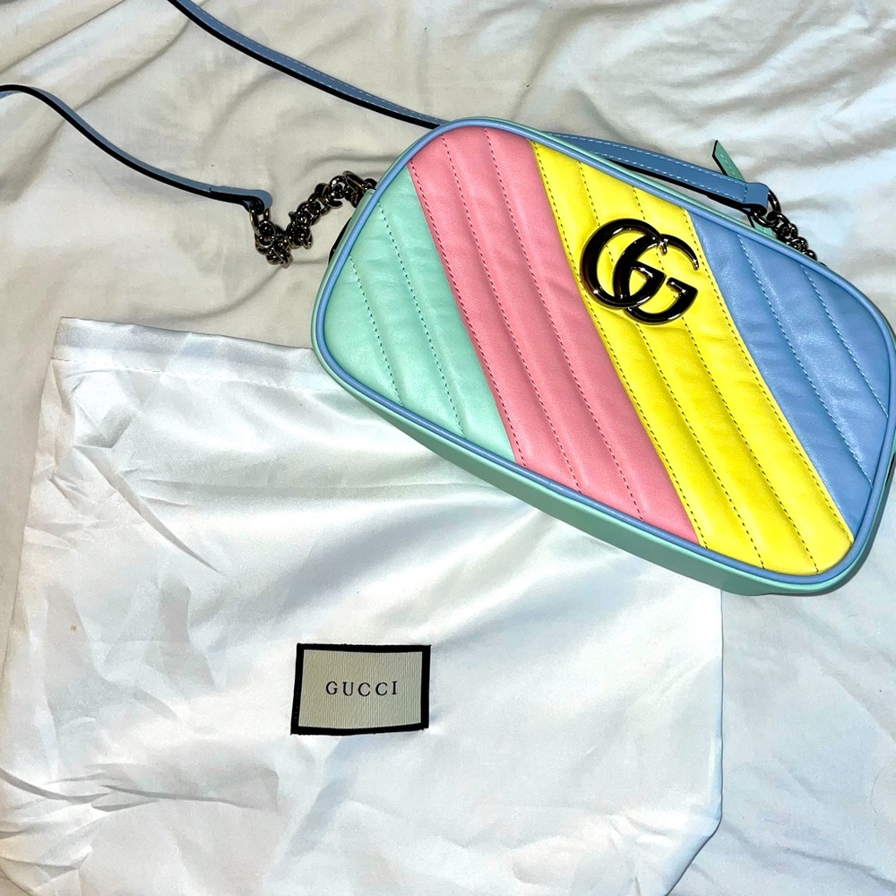 GUCCI
Calfskin Matelasse Small GG